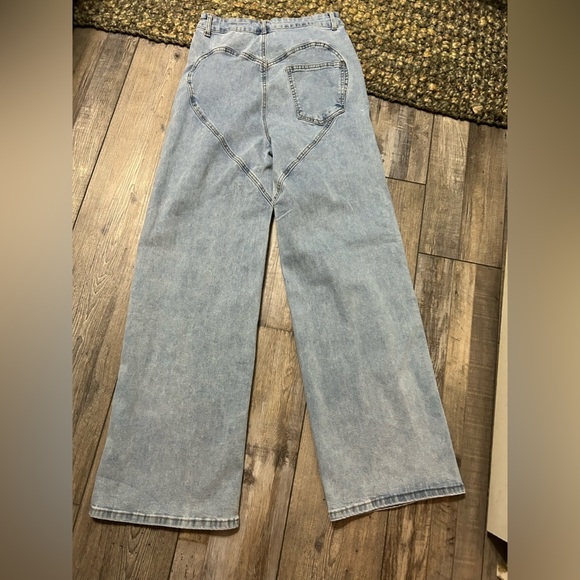 Blue B. Embellished Bling Gems light wash Women's Jeans - Picture 5 of 5